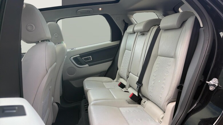 Land Rover Discovery Sport 2.0 TD4 180 SE Tech 5dr Auto Diesel Station Wagon